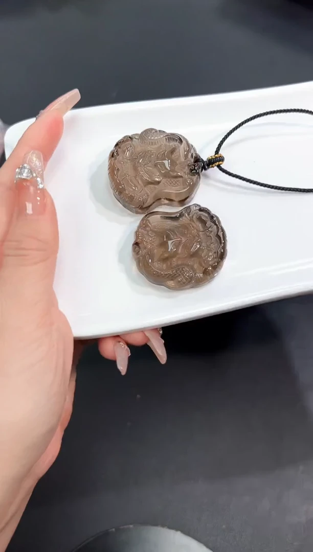 【闪购商品】水晶吊坠(不含链)未镶嵌45f多样性发其一