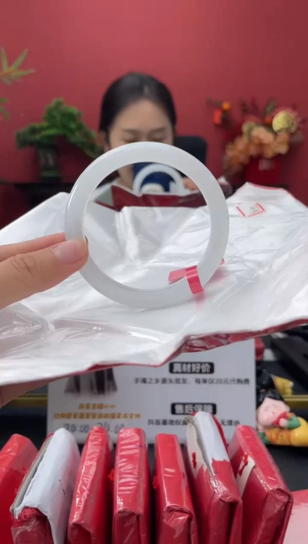 未镶嵌手镯翡翠2