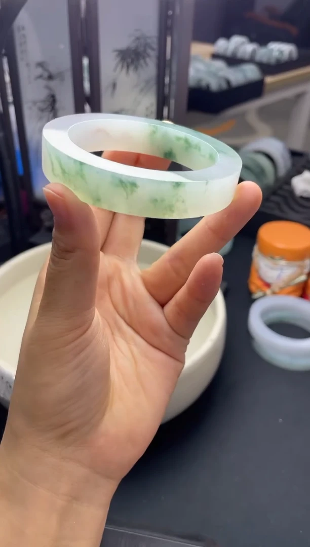 【闪购商品】定制翡翠手镯未镶嵌正圈YPX-DZS7