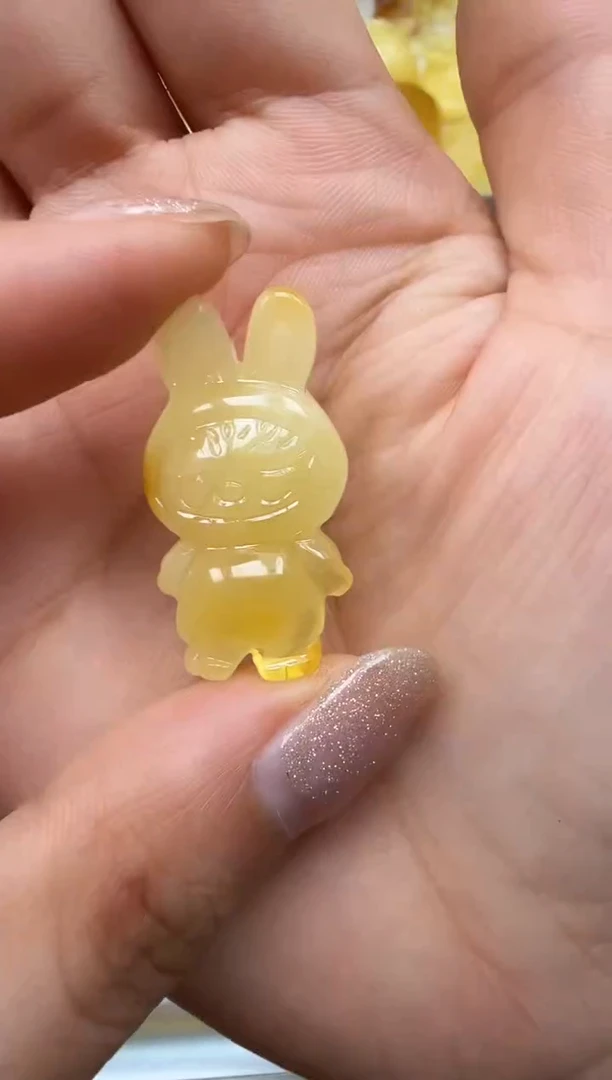 裸石琥珀未镶嵌如图