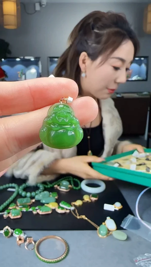 【闪购商品】和田玉吊坠(不含链)18K金镶嵌1