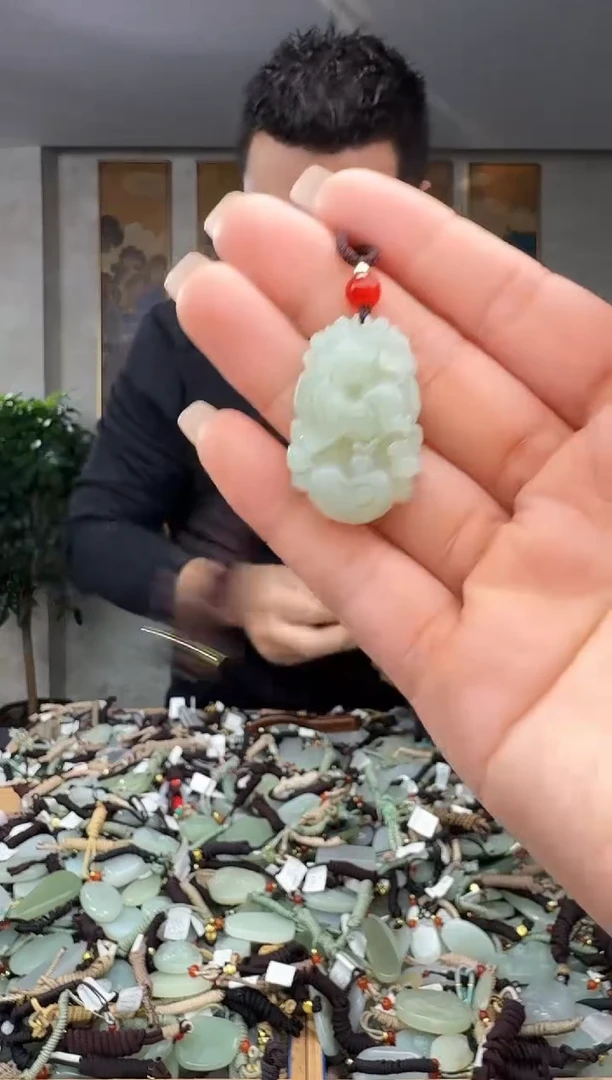 颈饰未镶嵌和田玉拍一发一多样性发货