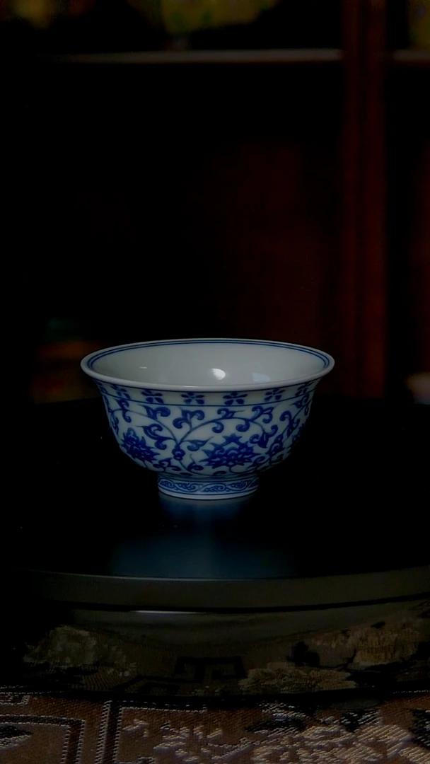 景德镇手工青花压手杯