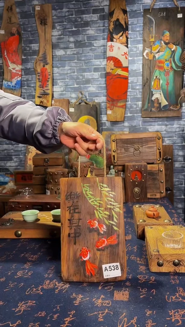 风化老门板丙烯画