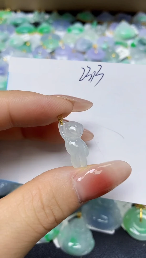 翡翠未镶嵌颈饰 天然缅甸翡翠A货