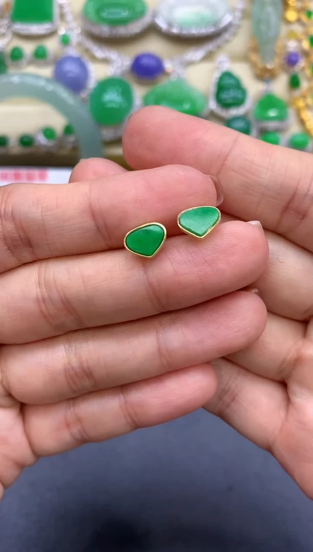 18K金镶嵌翡翠耳饰204-中国好珍宝