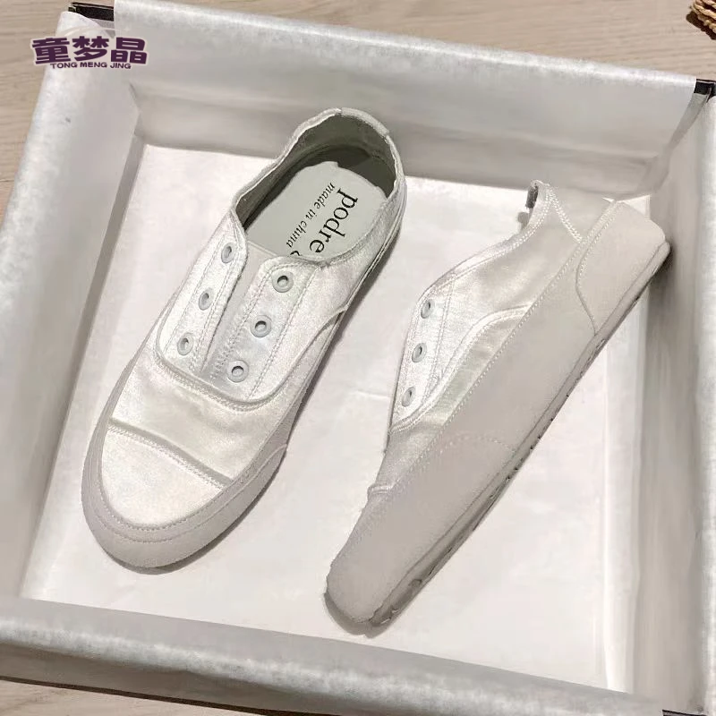 童梦晶小众绸缎小白鞋女两穿一脚蹬2025年新款平底休闲舒适孕妇鞋