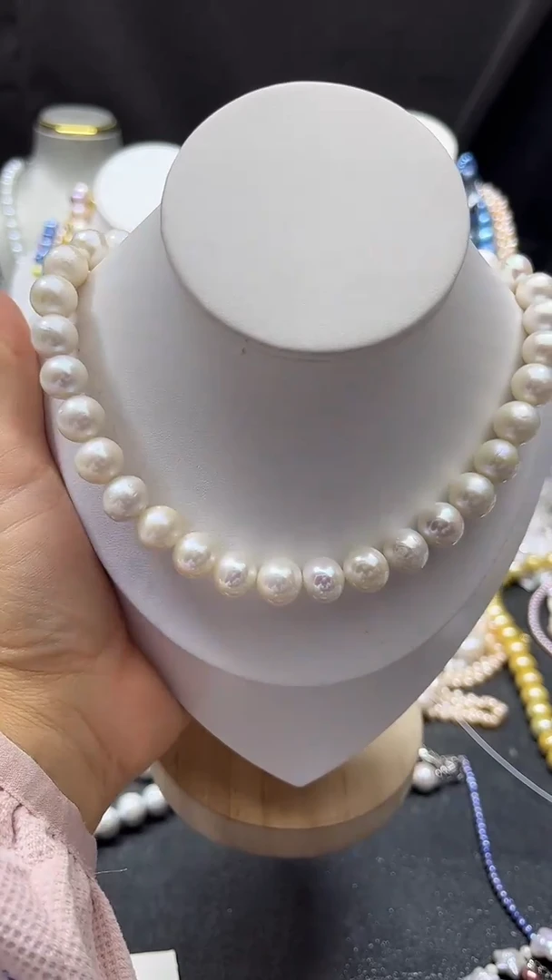 颈饰未镶嵌淡水珍珠多人