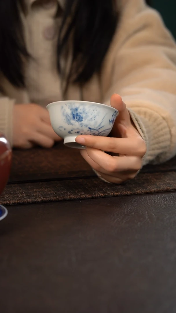 【闪购商品】杯595号HLX陶瓷荷花撇口杯