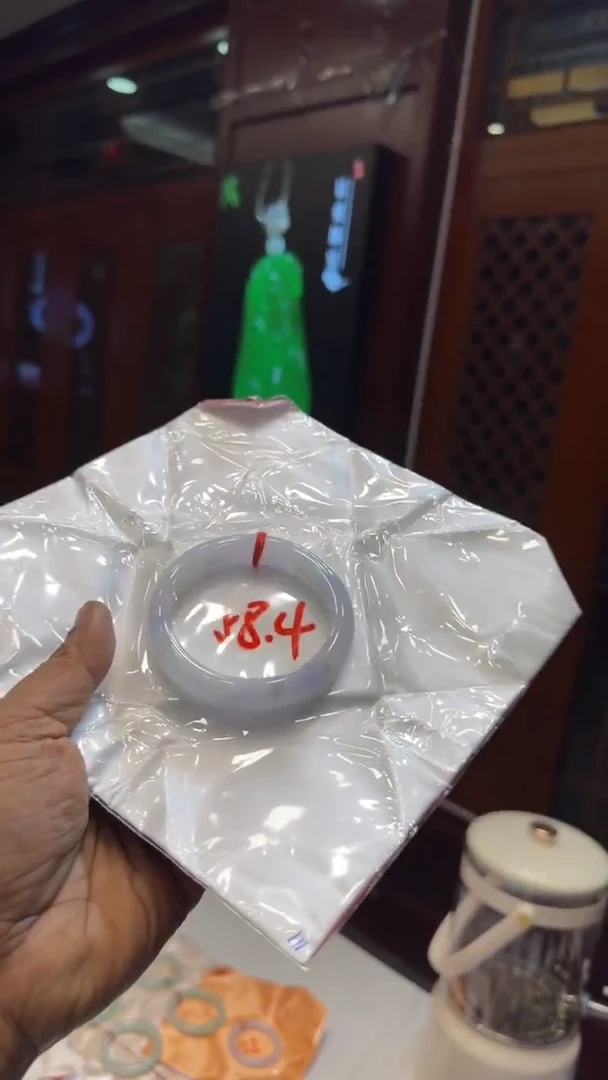 未镶嵌手镯翡翠手镯
