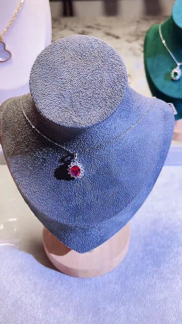 无925银时尚饰品如图所示