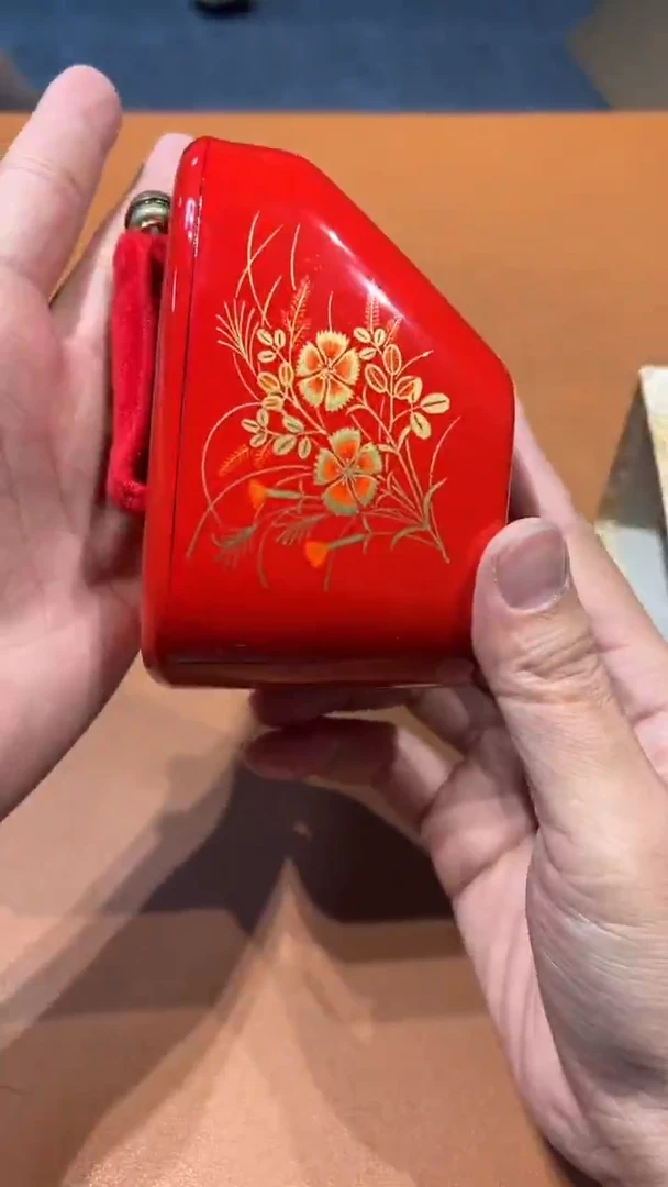 摆件2**1阿达西日瓷摆件618