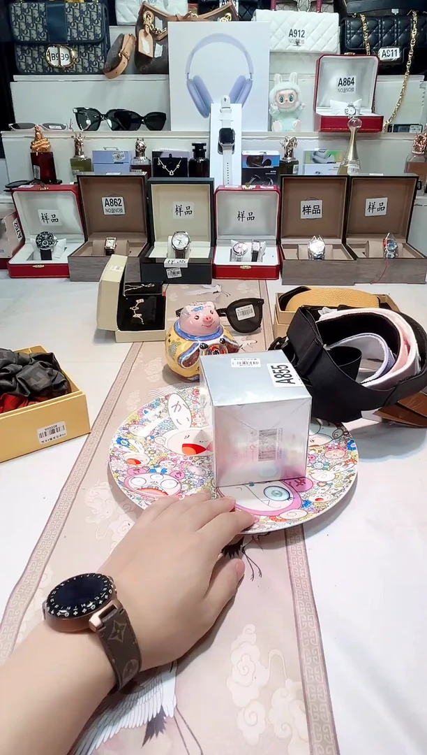 瓷片瓷器 库房到期 全部地板价@@1