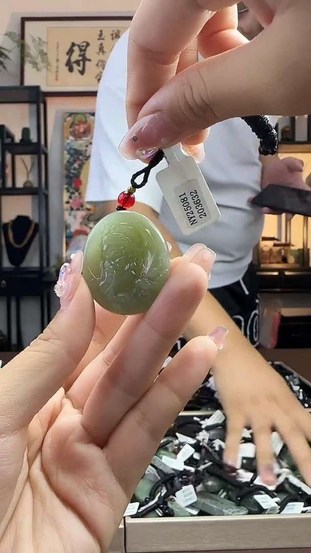 颈饰未镶嵌和田玉313