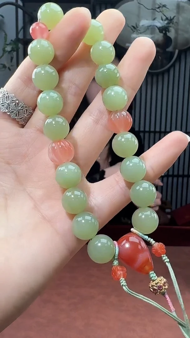 未镶嵌手链和田玉  AA1295  多样性发货其一