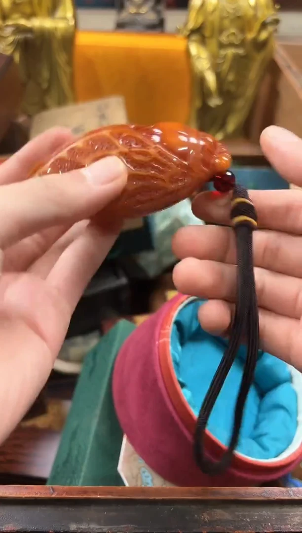 蜜蜡颈饰未镶嵌.................