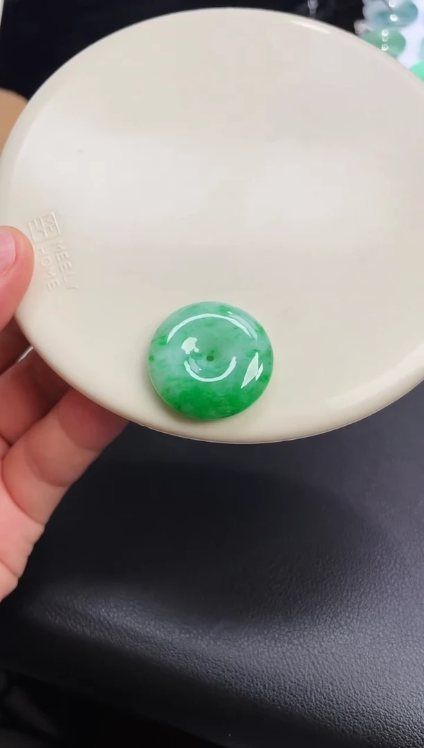 颈饰未镶嵌翡翠【43】24.8  6.3mm