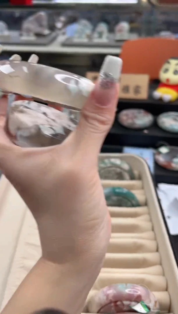 未镶嵌手镯石英质玉尘*丷圈口（赠品镯心）