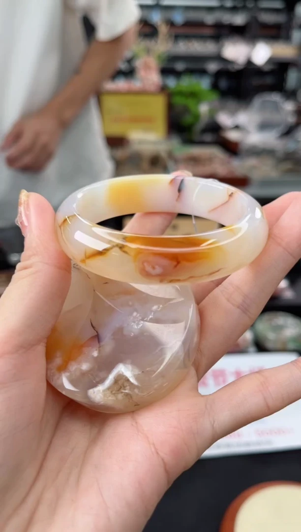 【闪购商品】石英质玉手镯未镶嵌54圈口（赠品镯心）3931083