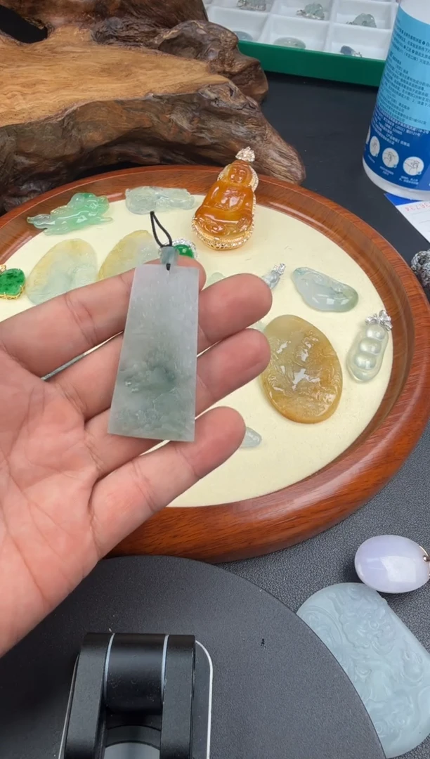 未镶嵌定制翡翠239-山水毛货