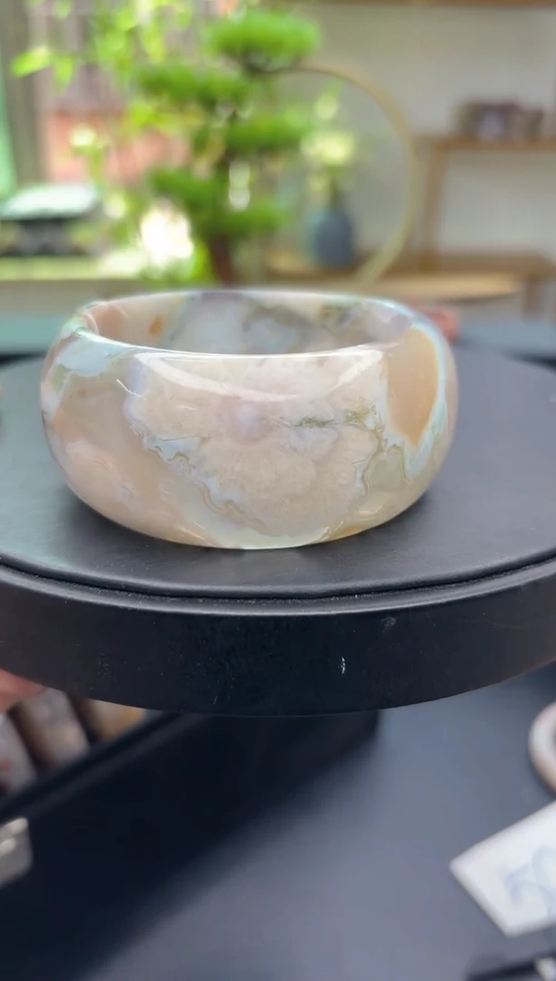 【闪购商品】石英质玉手镯未镶嵌C864(58圈)