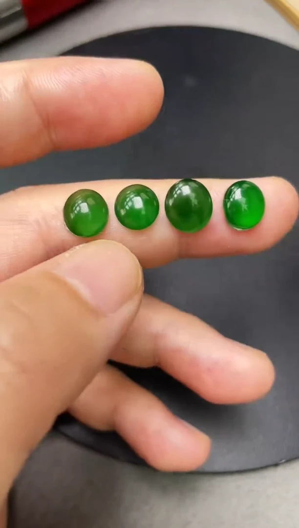 未镶嵌裸石翡翠风**扬危料翡翠4颗