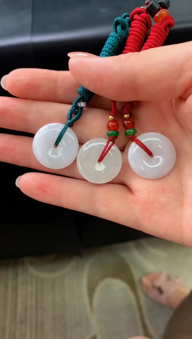 翡翠未镶嵌颈饰翡翠挂件
