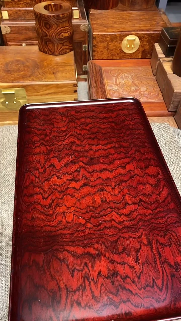 【闪购商品】红酸枝木类木艺茶盘一个