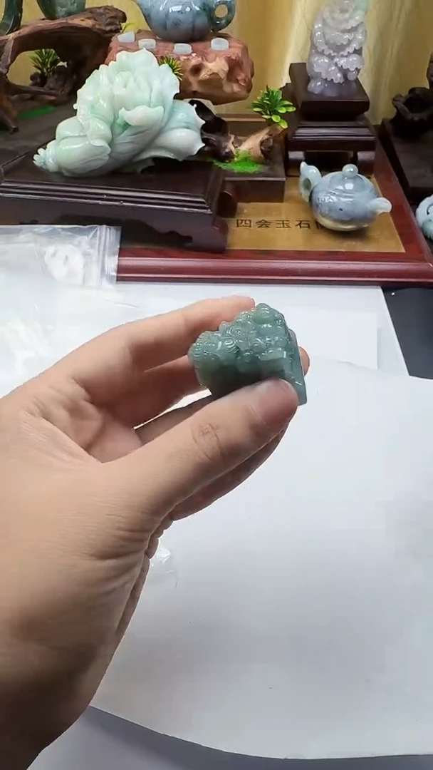 吊坠(不含链)未镶嵌翡翠1