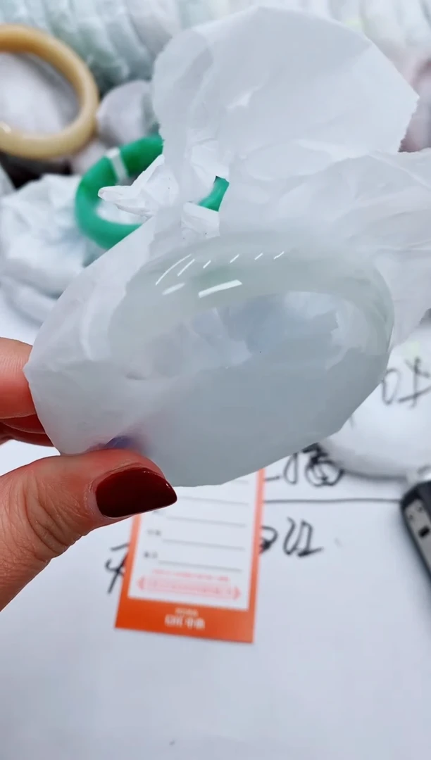 【闪购商品】石英质玉手镯未镶嵌T268-61-62