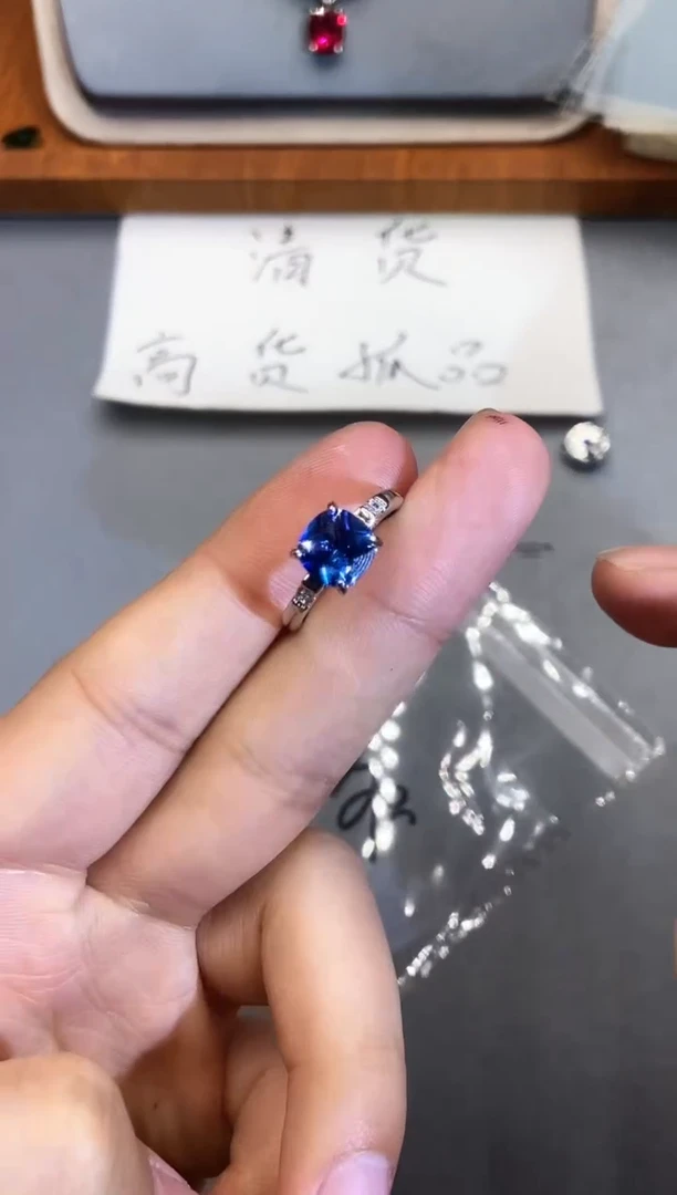 【闪购商品】石英质玉珠宝奇石合金1