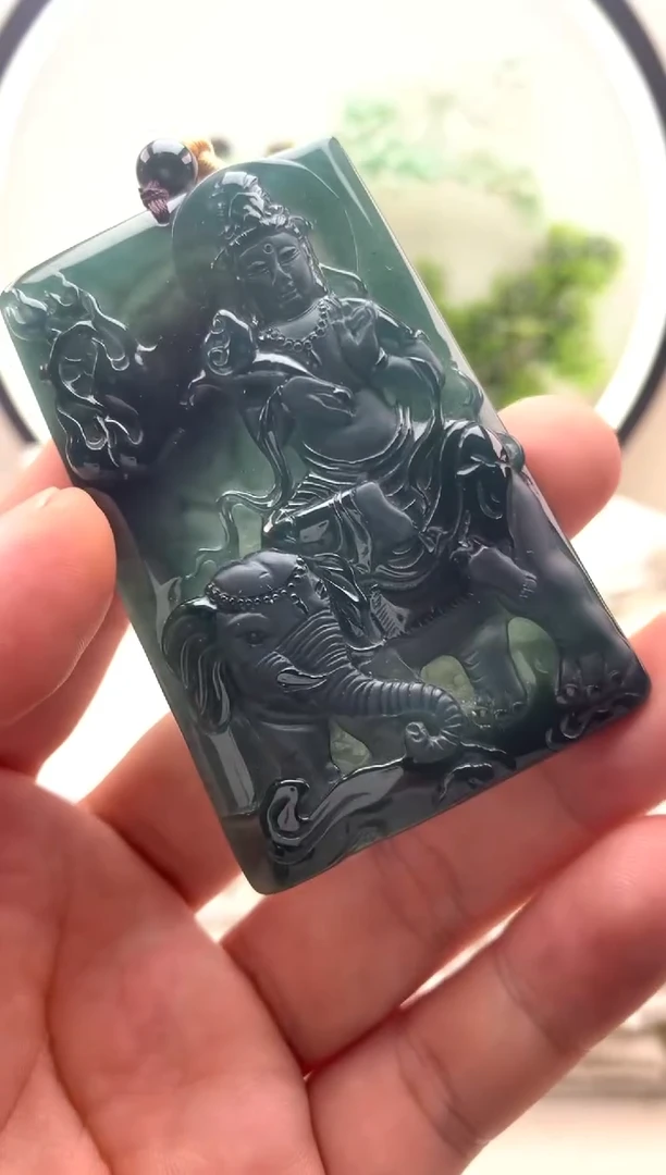 颈饰未镶嵌翡翠普贤