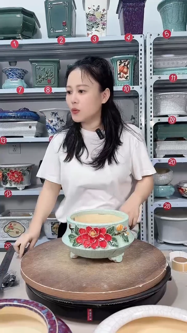 手工贴花豆青石湾盆