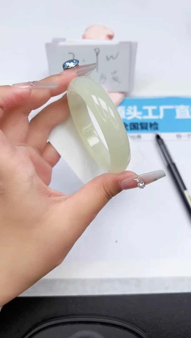 石英质玉手镯未镶嵌290-54.5