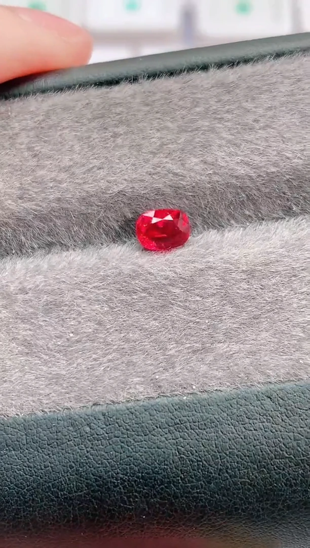 裸石尖晶石1.05-21000天然尖晶石