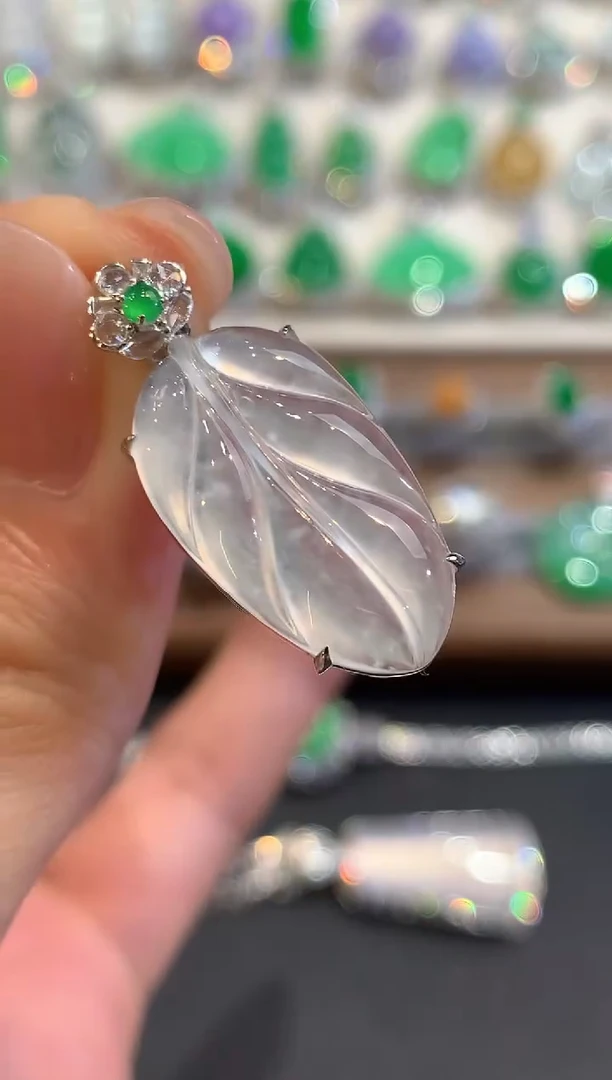 吊坠(不含链)18K金镶嵌翡翠a40