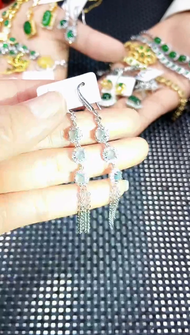 【闪购商品】翡翠耳饰未镶嵌111111111