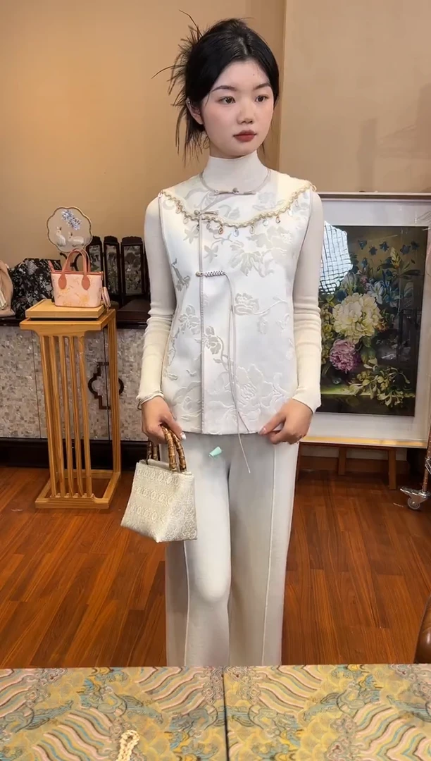 刺绣L 漳缎马甲 100桑蚕丝