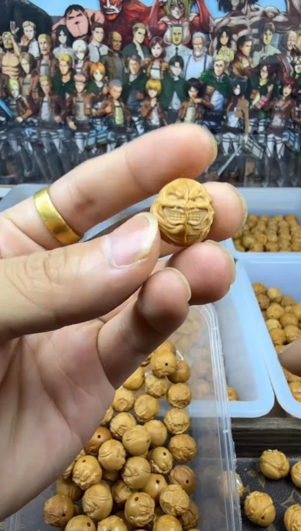 猴头核桃吊坠三面 撕裂 恶僧