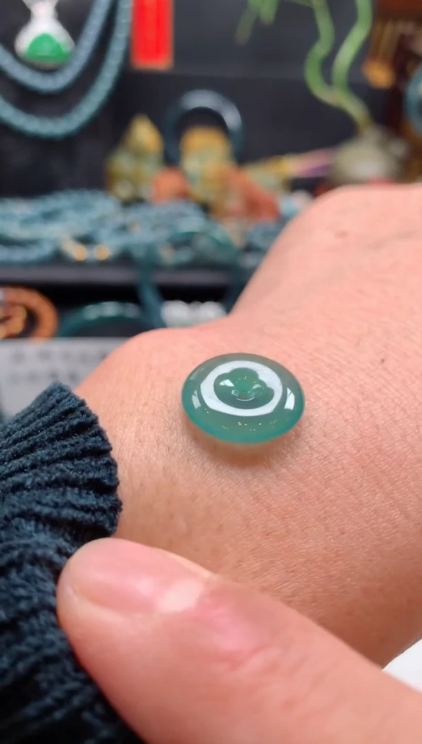 【闪购商品】翡翠颈饰未镶嵌0363969734