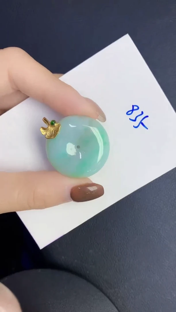 颈饰未镶嵌翡翠缅甸天然翡翠A货