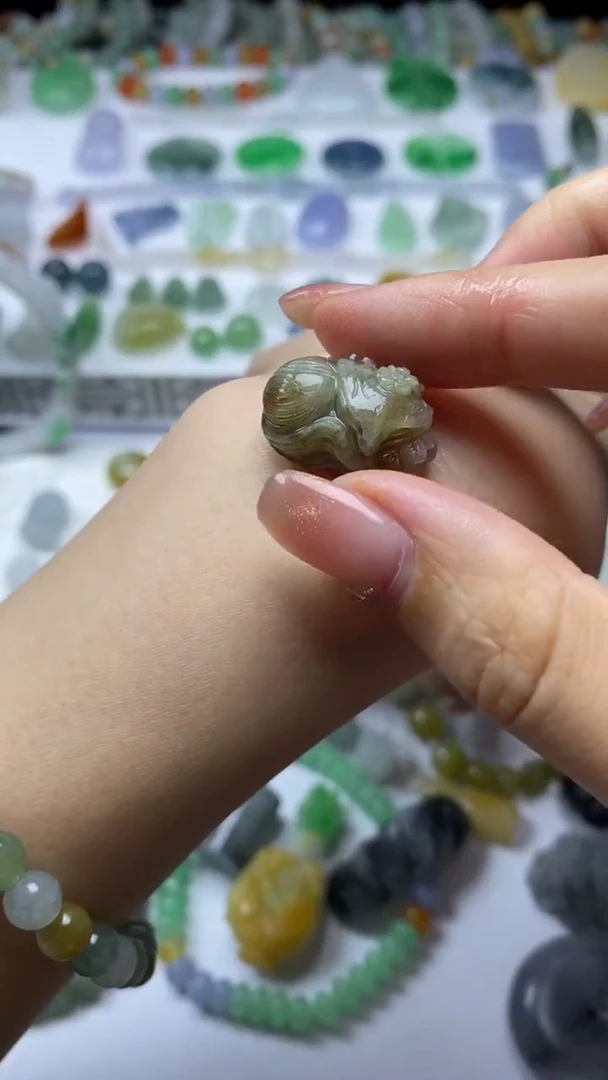 未镶嵌定制翡翠毛货定制不退不换