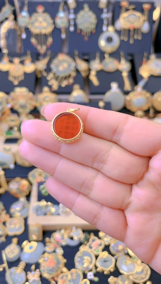【闪购商品】玛瑙/玉髓吊坠合金花丝镂空红香囊吊坠