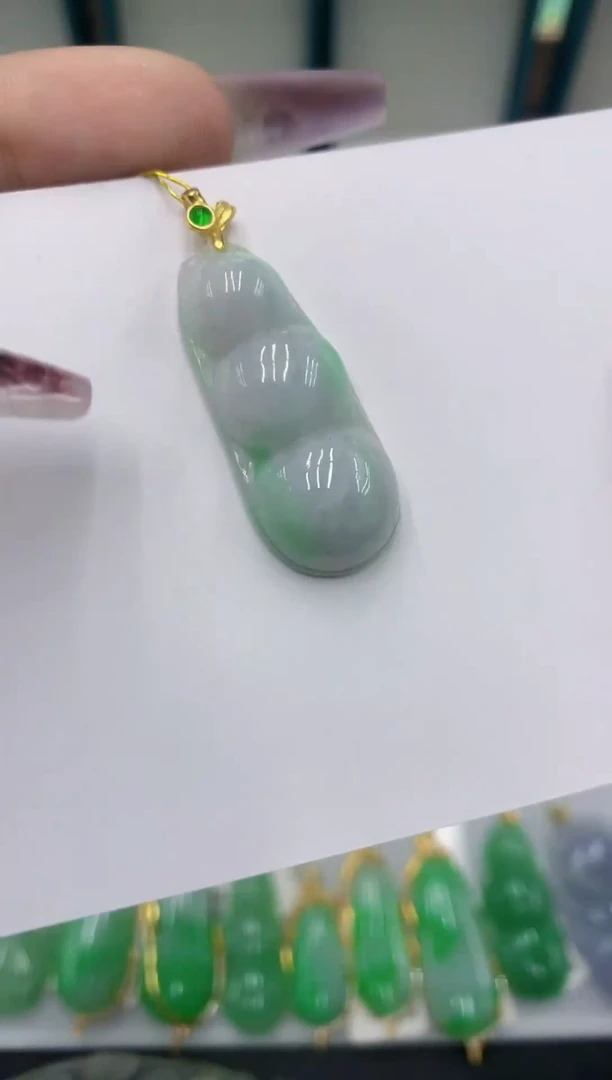 颈饰未镶嵌翡翠11111