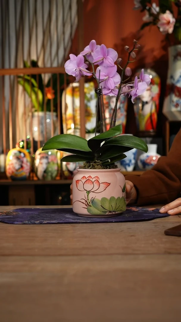 当代景德镇设计师釉下手绘陶瓷花瓶