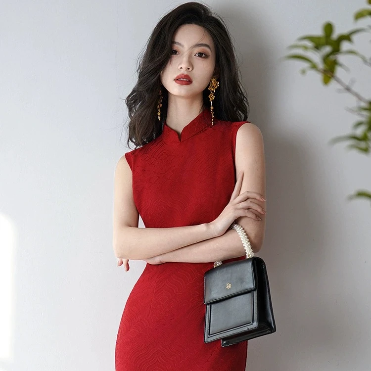 春夏红色中国风简约高贵气质新娘新中式婚礼旗袍年轻订婚结婚礼服