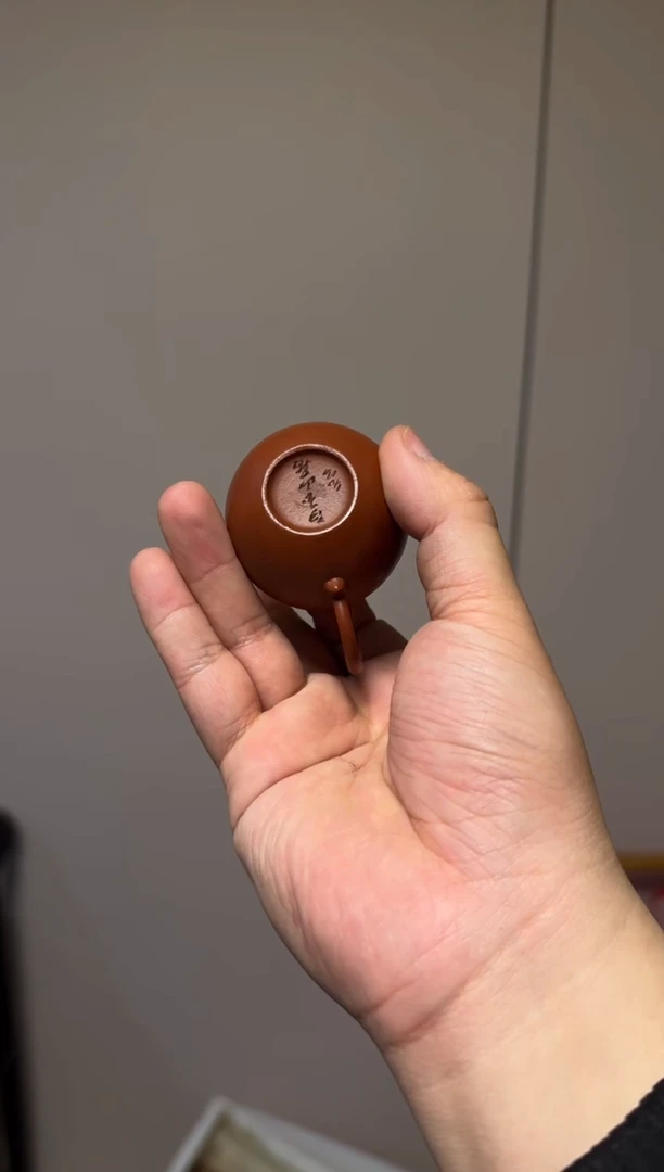 茶壶紫砂青*紫泥盘子一个