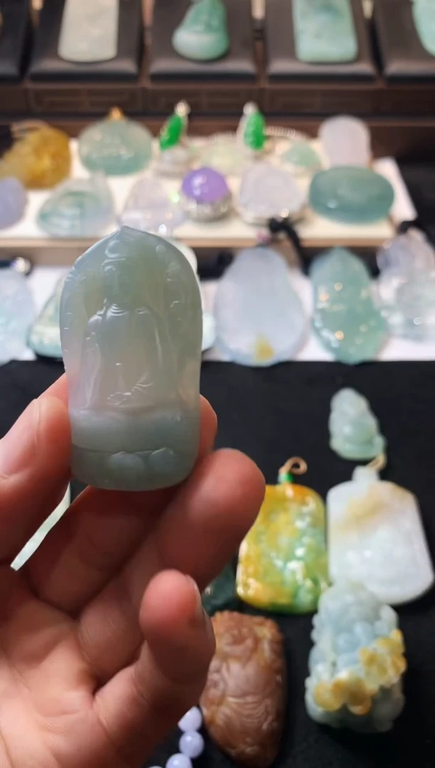 未镶嵌定制翡翠纳**祺4043毛货不退不换