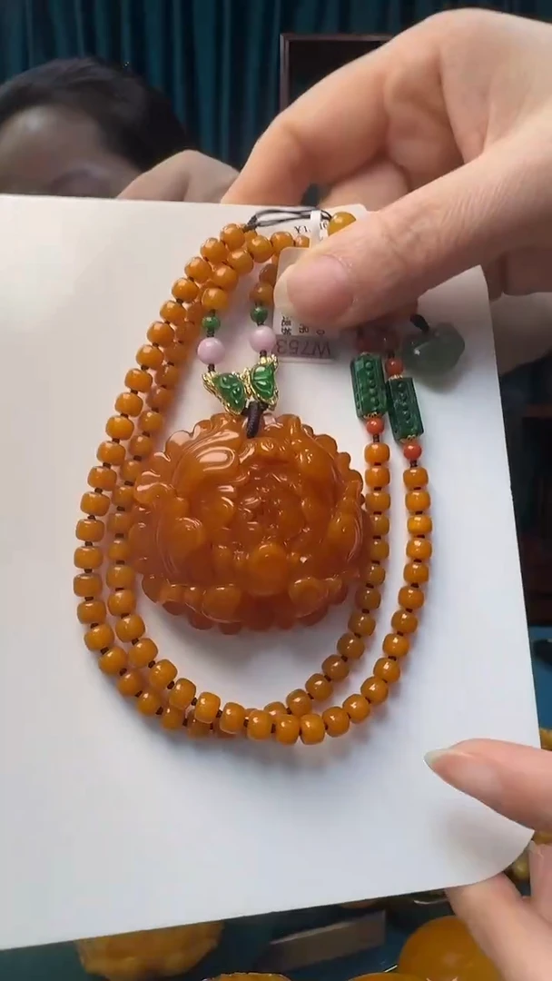 未镶嵌吊坠(赠链)琥珀蜜蜡牡丹花套装