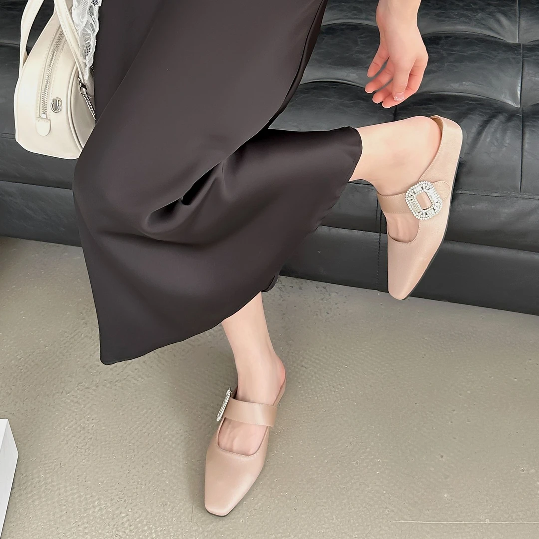 银色包头半拖鞋女外穿2025春夏新款法式气质仙女通勤平底穆勒单鞋